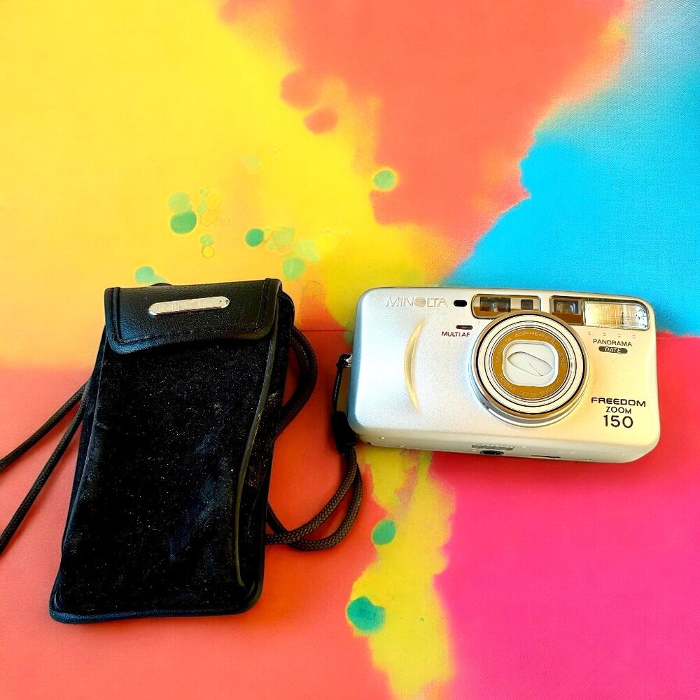 Minolta Freedom Zoom150 35mm Film Camera Panorama with Case BROKEN PARTS ONLY